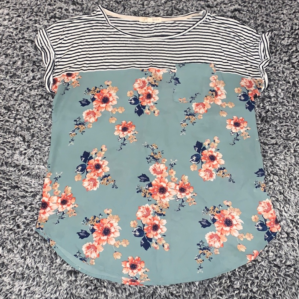 Rewind size Medium striped and floral print shirt with front pocket